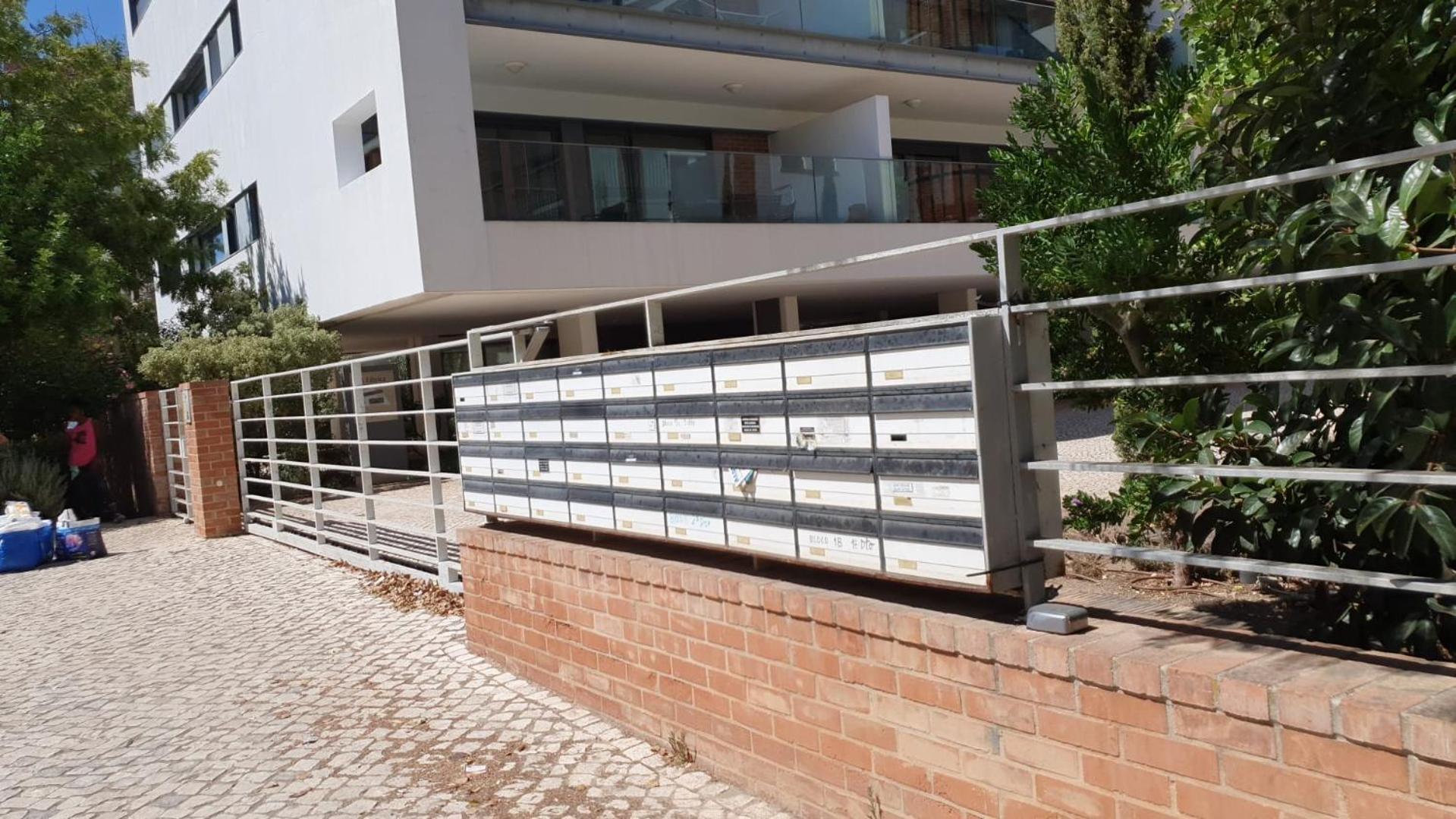 Lagos Factory Green المظهر الخارجي الصورة